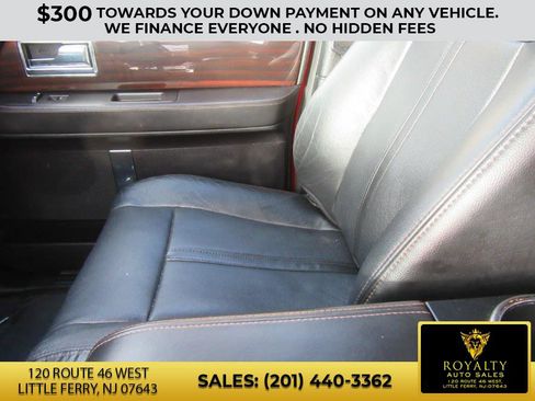 Used 2016 Lincoln Navigator Reserve image 21