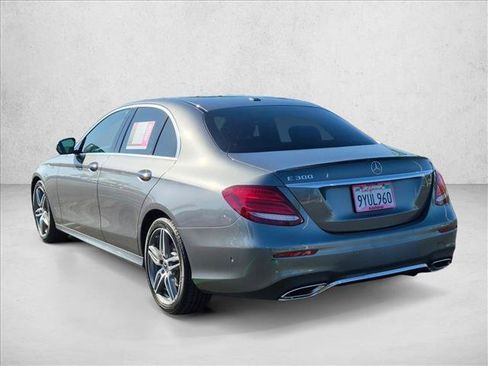 Used 2018 Mercedes-Benz E 300 image 8
