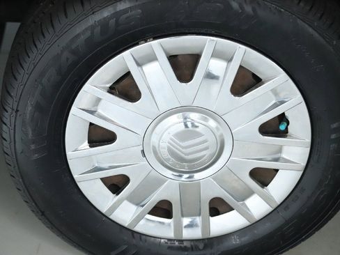 Used 2007 Mercury Grand Marquis GS image 39