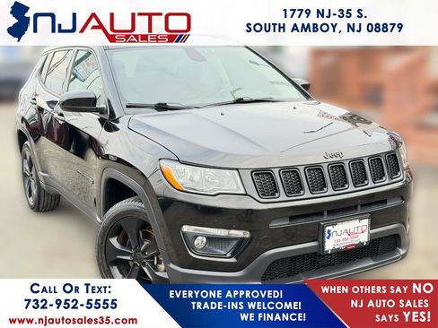 Used 2019 Jeep Compass Latitude image 1