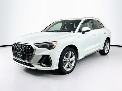 Used 2019 Audi Q3 2.0T Premium AWD/4WD image 3
