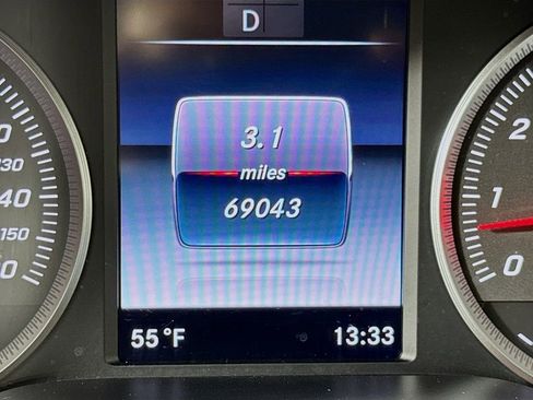 Used 2016 Mercedes-Benz GLC 300 4MATIC image 25