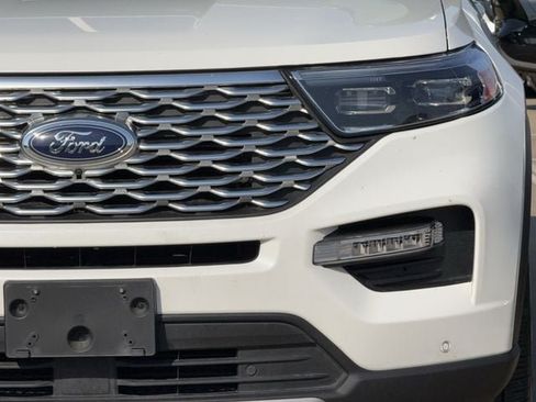 Used 2023 Ford Explorer Platinum w/ Technology Package AWD/4WD image 9