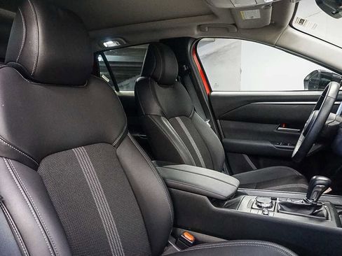 Used 2025 MAZDA CX-50 AWD 2.5 S w/ Premium Package image 18