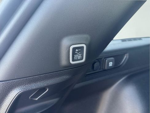 New 2026 Jeep Grand Cherokee Altitude AWD/4WD image 18