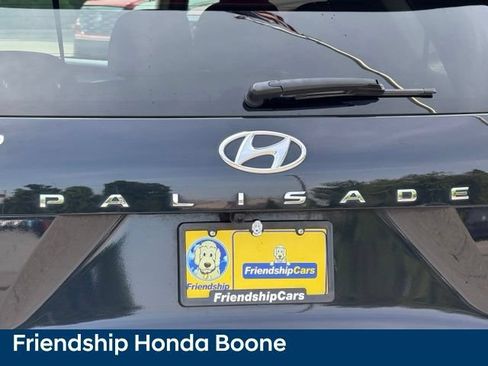 Used 2024 Hyundai Palisade SEL FWD image 12