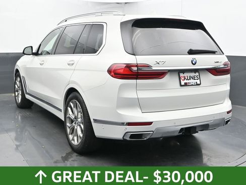 Used 2022 BMW X7 xDrive40i w/ Executive Package image 9