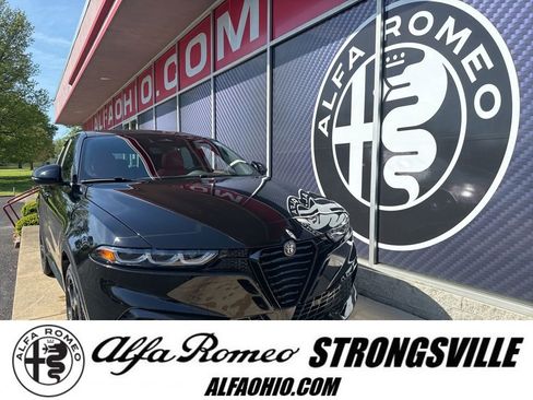 New 2026 Alfa Romeo Tonale w/ Quick Order Package 23H Volce AWD/4WD image 1