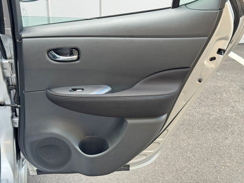 Used 2023 Nissan Leaf S FWD image 38