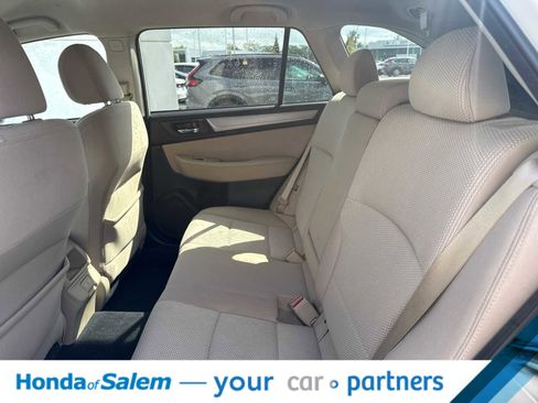 Used 2019 Subaru Outback 2.5i Premium AWD/4WD image 13