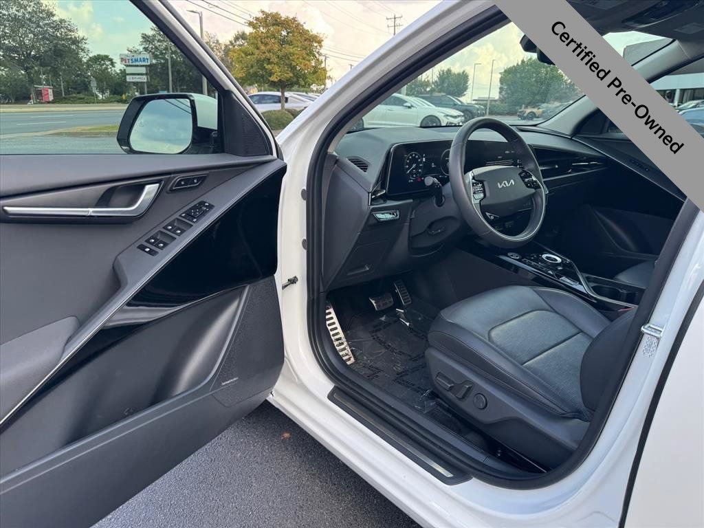 Certified 2024 Kia Niro Wave FWD image 15