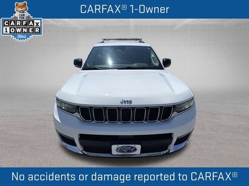 Used 2022 Jeep Grand Cherokee L Limited AWD/4WD image 2