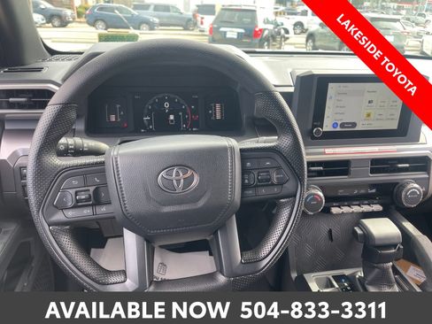 Certified 2026 Toyota Tacoma SR5 AWD/4WD image 22