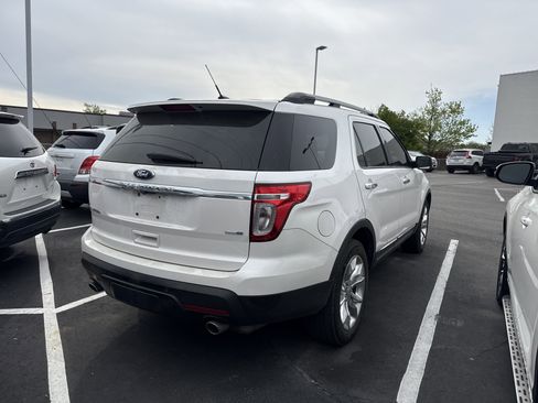 Used 2015 Ford Explorer Limited w/ Equipment Group 302A AWD/4WD image 5