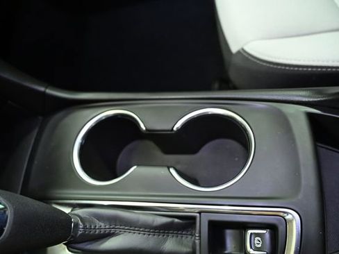 Used 2021 Chevrolet Equinox LS w/ LPO, Blackout Package image 27