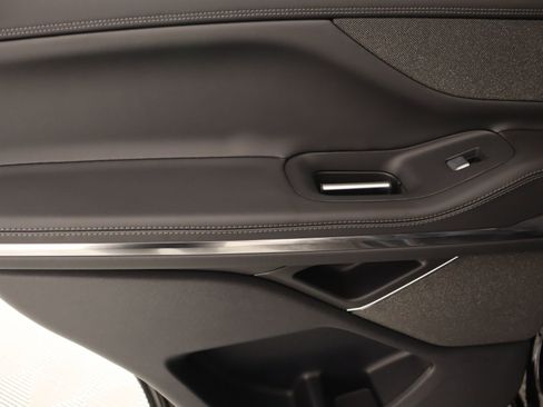 New 2026 Lincoln Navigator Reserve image 18