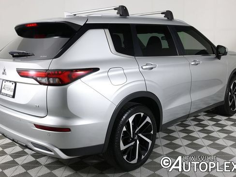 Used 2022 Mitsubishi Outlander SE AWD/4WD image 5
