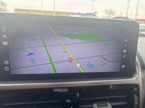 Used 2022 Lexus GX 460 Premium w/ Premium Package image 25