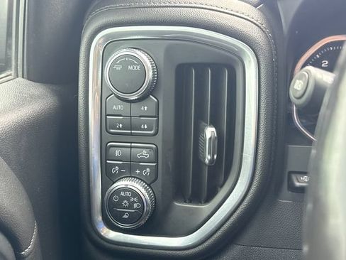 Used 2022 GMC Sierra 1500 Denali w/ Denali Premium Package AWD/4WD image 30