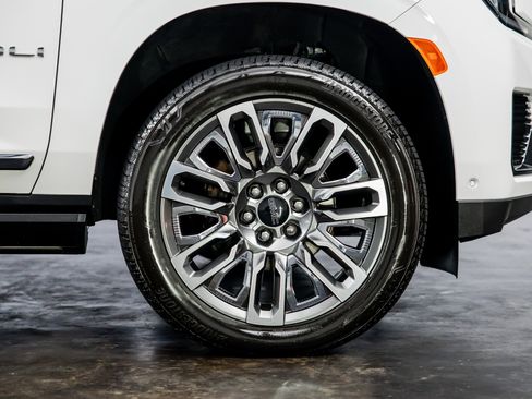 Used 2023 GMC Yukon XL Denali Ultimate image 26