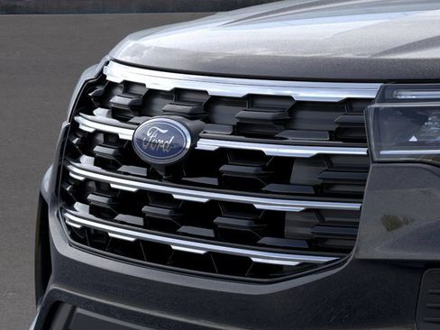 New 2026 Ford Explorer Active image 17