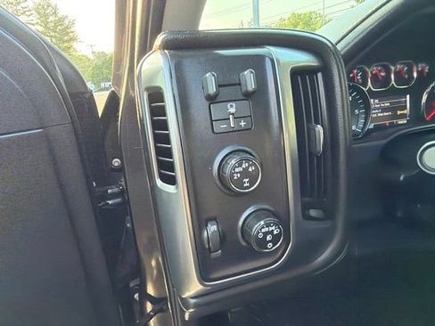 Used 2015 Chevrolet Silverado 1500 LTZ Z71 w/ LTZ Plus Package AWD/4WD image 22