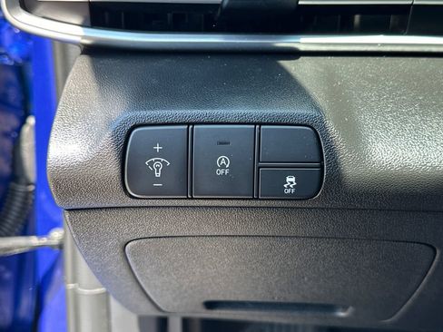 Used 2024 Hyundai Elantra SE FWD image 20