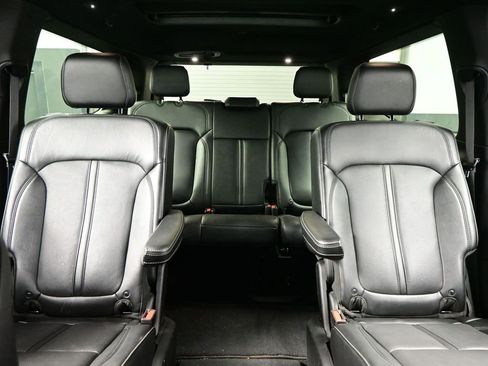 Used 2022 Jeep Wagoneer Series III w/ Premium Group I image 11