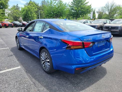 New 2025 Nissan Altima 2.5 SV image 7