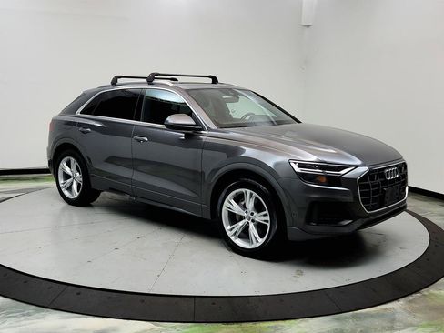 Used 2019 Audi Q8 Premium Plus w/ Premium Plus AWD/4WD image 3