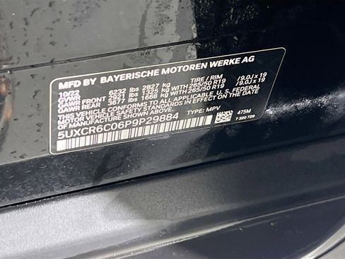 Used 2023 BMW X5 xDrive40i w/ Premium Package AWD/4WD image 32