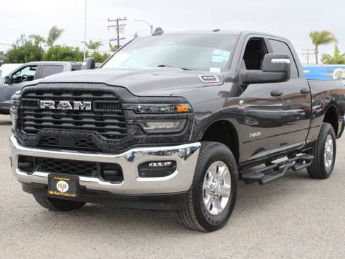 Used 2025 RAM 3500 Big Horn AWD/4WD image 22