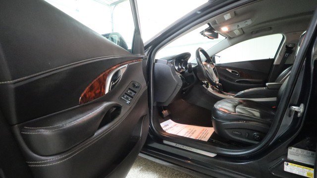 Used 2011 Buick LaCrosse CXL FWD image 9