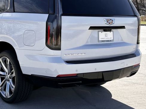 New 2026 Cadillac Escalade Platinum Sport image 7
