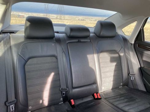 Used 2015 Volkswagen Passat TDI SEL Premium image 15