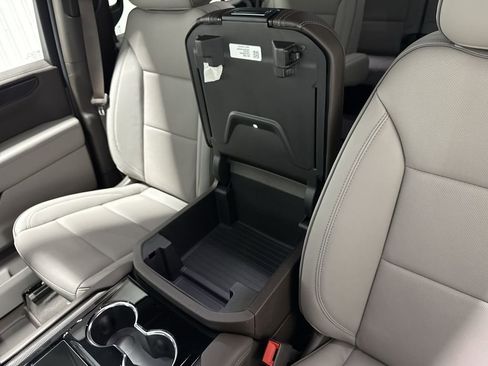 New 2026 GMC Yukon XL Elevation image 36