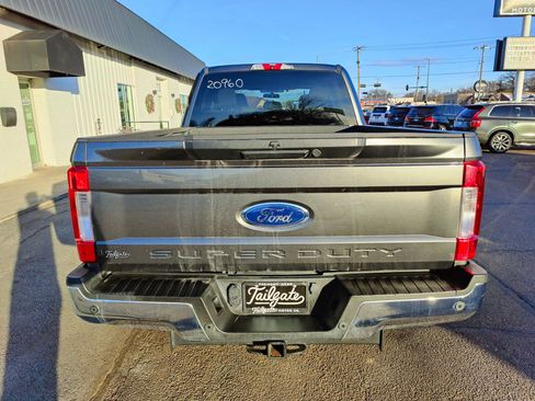 Used 2019 Ford F250 XLT w/ XLT Value Package image 6