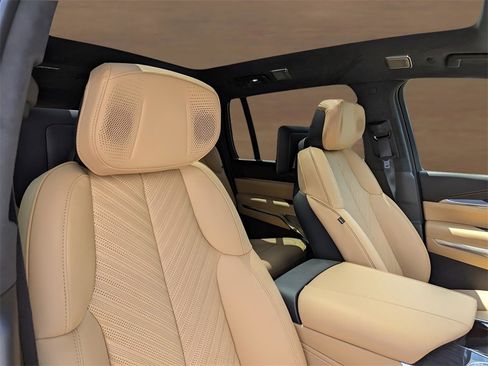 New 2026 Cadillac Escalade IQ Sport 2 w/ LPO, Floor Liner Package image 19