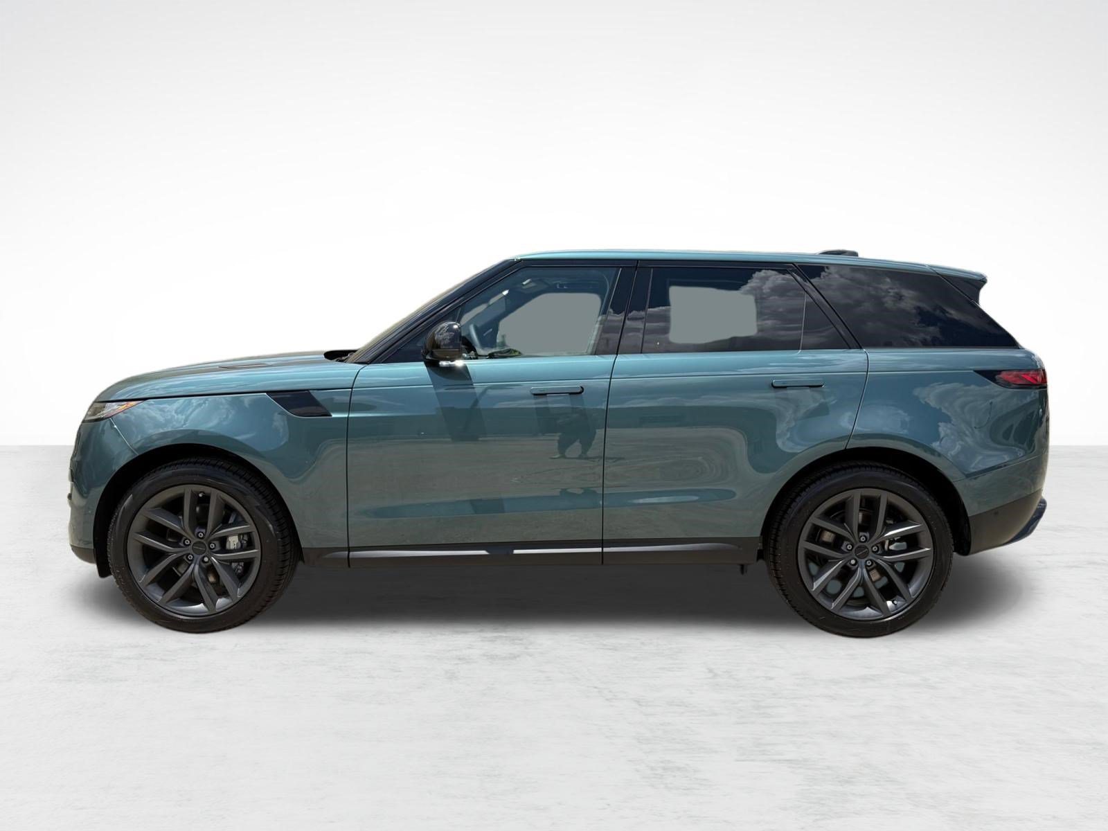 New 2026 Land Rover Range Rover Sport SE AWD/4WD image 2