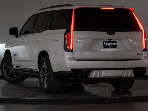 Used 2023 Cadillac Escalade V image 26