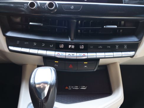 Used 2023 Cadillac CT4 Luxury RWD image 46