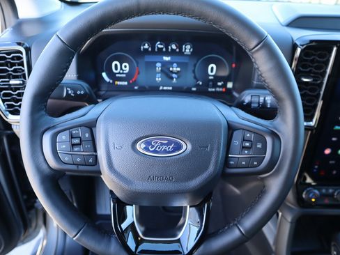 New 2025 Ford Ranger Lariat w/ FX4 Off-Road Package image 3