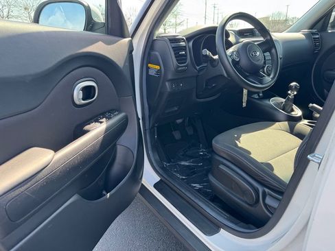 Used 2014 Kia Soul image 12