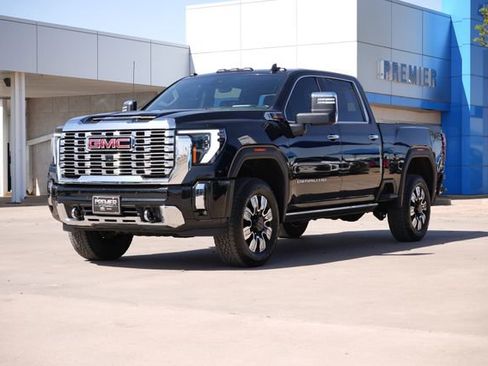 Used 2024 GMC Sierra 2500 Denali w/ Denali Reserve Package AWD/4WD image 8