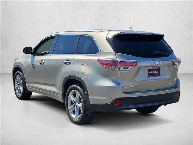 Used 2016 Toyota Highlander Limited w/ Driver Technology Package AWD/4WD image 8