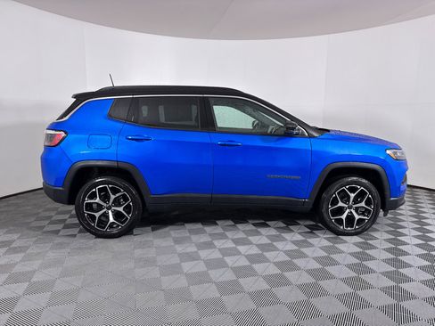 New 2026 Jeep Compass Limited image 12