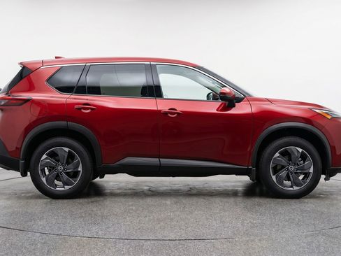 Used 2025 Nissan Rogue SV AWD/4WD image 11