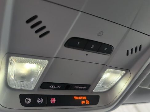 Certified 2022 Chevrolet Blazer LT w/ LPO, Black Accent Package image 32