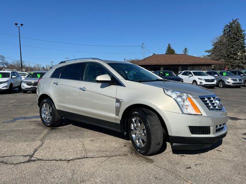 Used 2014 Cadillac SRX Luxury w/ Driver Awareness Package image 10