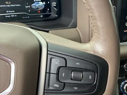 Used 2022 GMC Yukon Denali AWD/4WD image 38